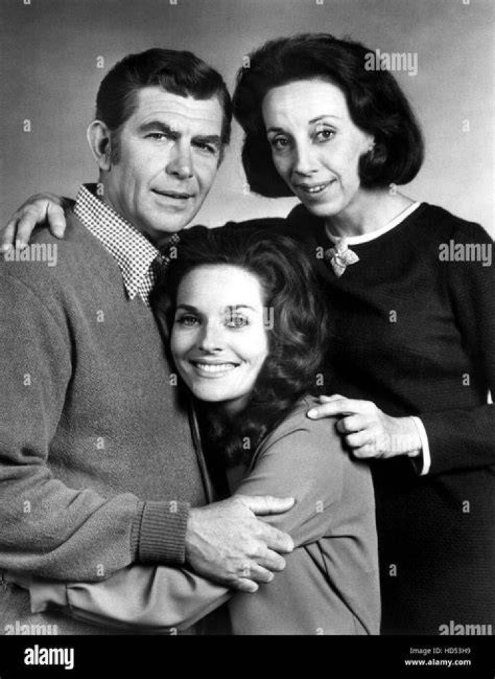Ann Guilbert, Lee Meriwether, Barney Fife, Don Knotts, Glen