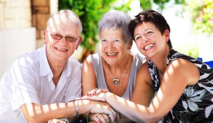 Siblings, Parents, Heritage, And Love Life